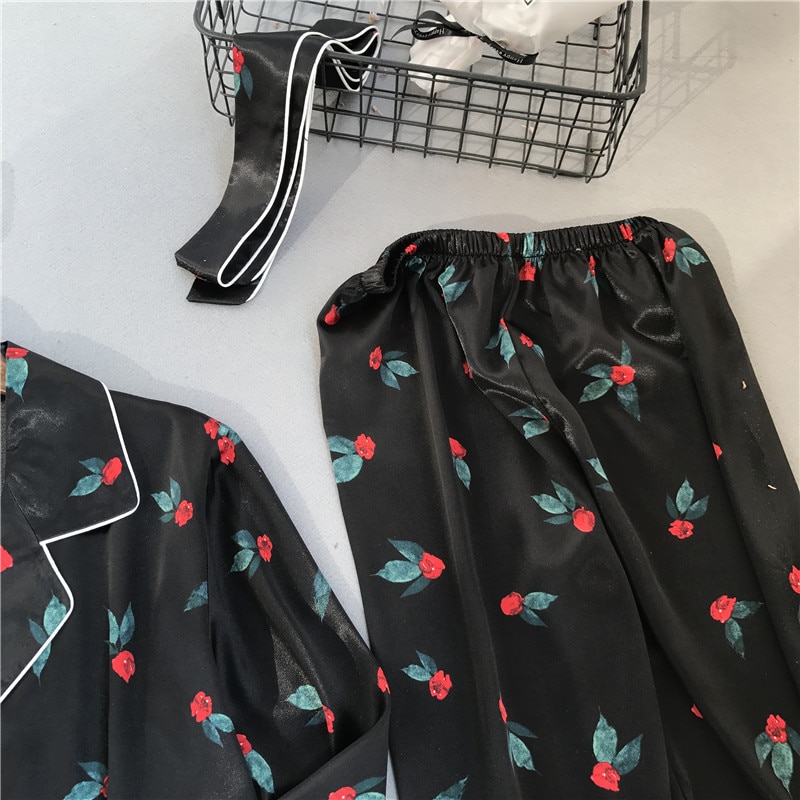 Women's Flowers/Plant Patterned Rayon Pajama Set