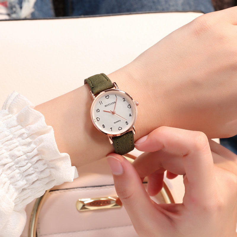Women's Simple Vintage Small Dial Watch